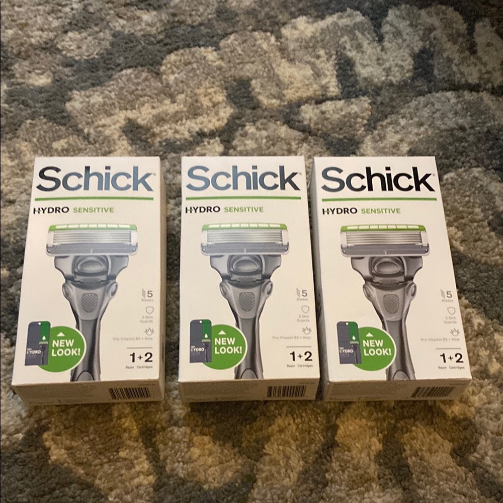 Schick Hydro Sensitive Razors - Pack of 3